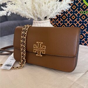 New, authentic britten chain wallet w wristlet brown  crossbody